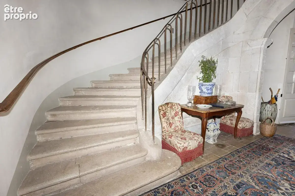 Maison 677 m² à Cordes-Sur-Ciel  - photo 5
