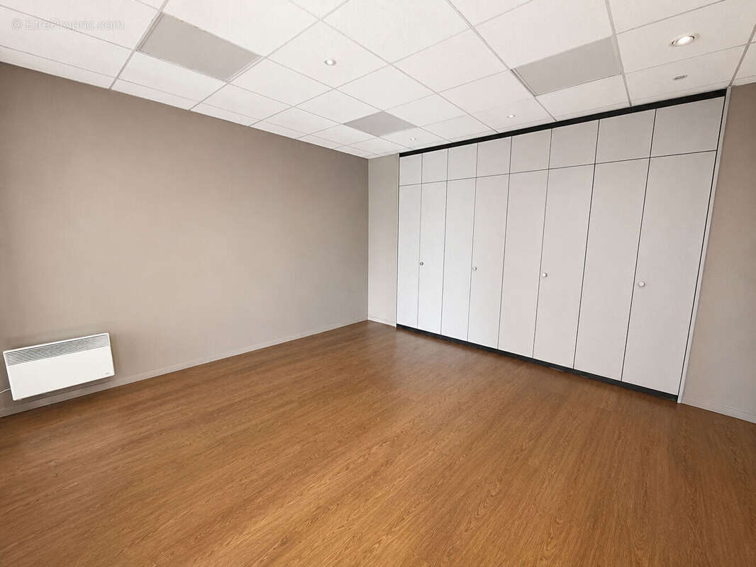 Bureaux Saint Avold 145.89 m2 - photo 10