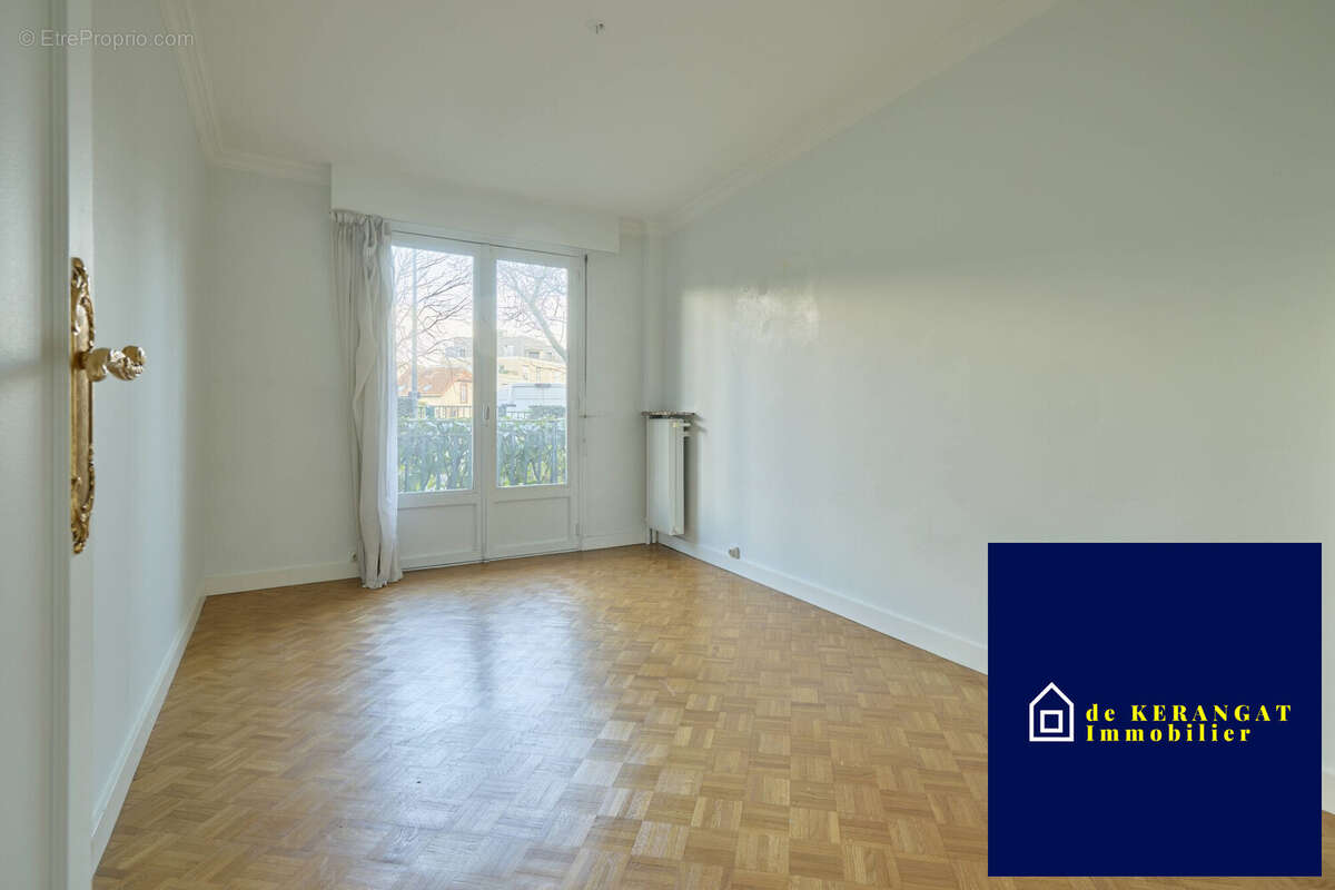 Appartement 99 m² à Le Plessis-Robinson  - photo 8
