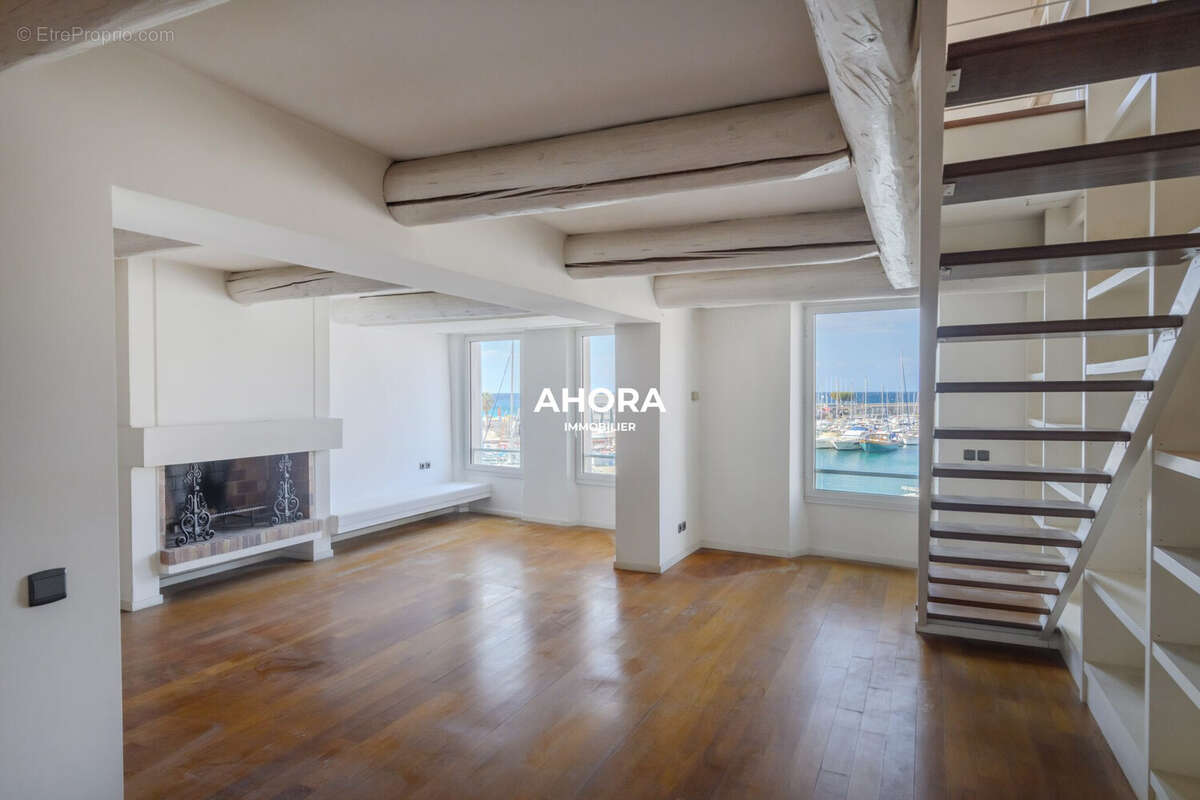Appartement à CASSIS