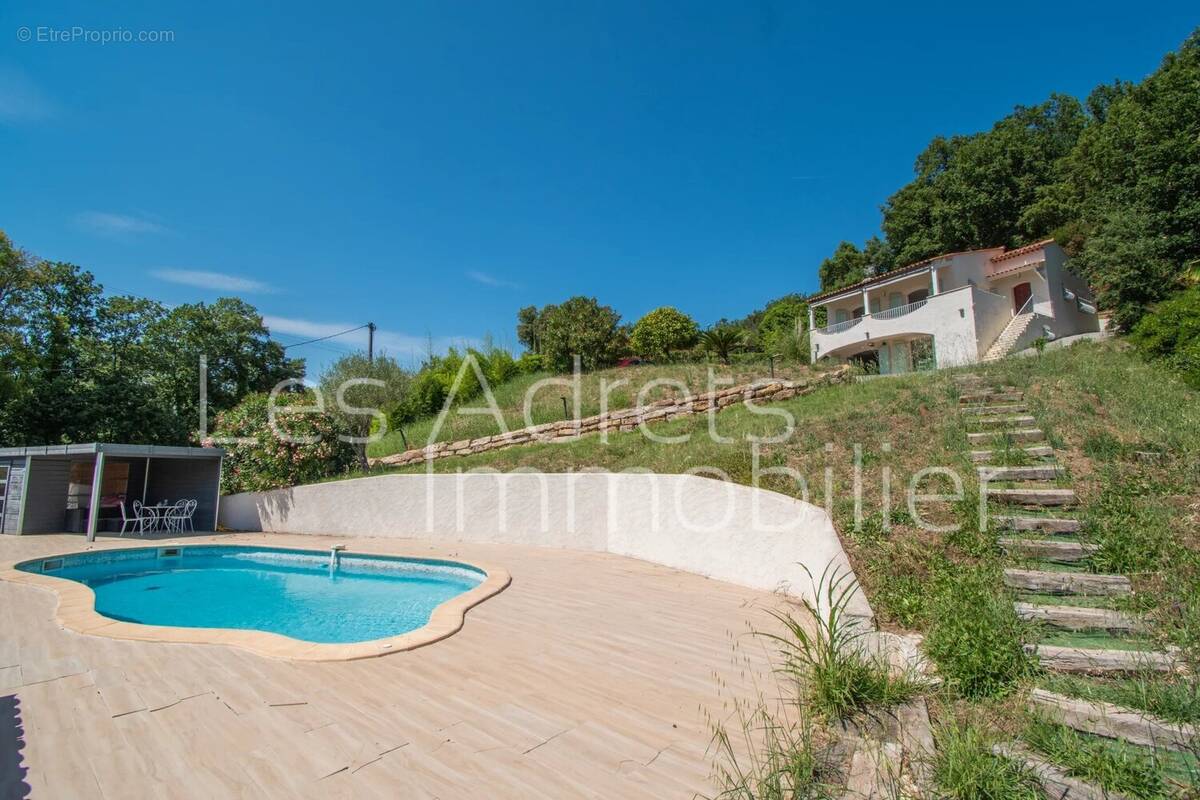 Maison à LES ADRETS-DE-L'ESTEREL