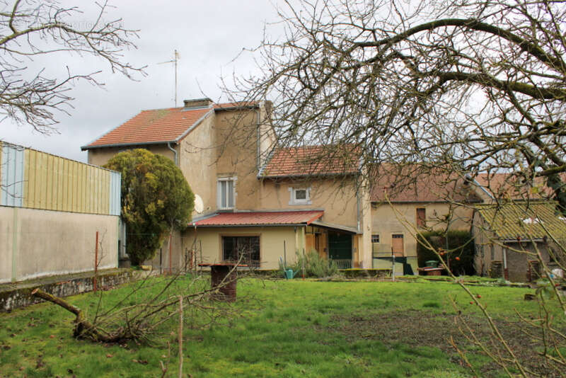 Maison à ROUVRES-EN-WOEVRE