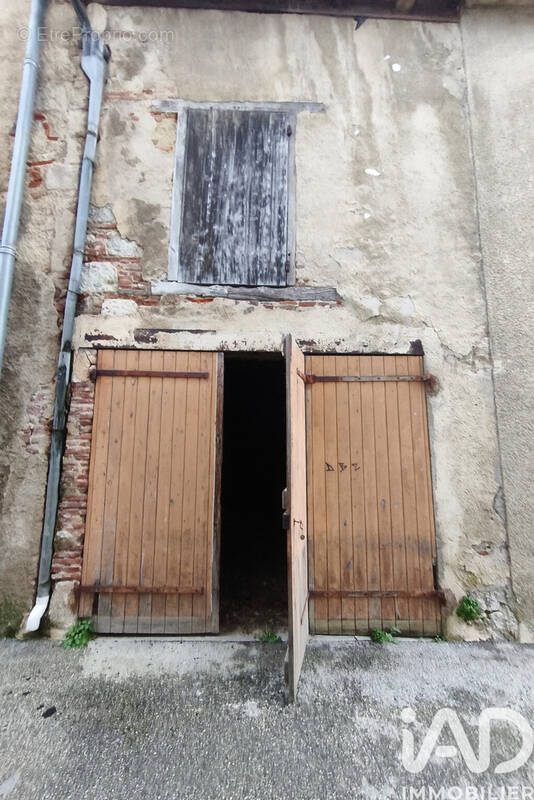 Photo 1 - Parking à LAYRAC