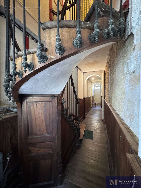 Maison à BARBEZIEUX-SAINT-HILAIRE