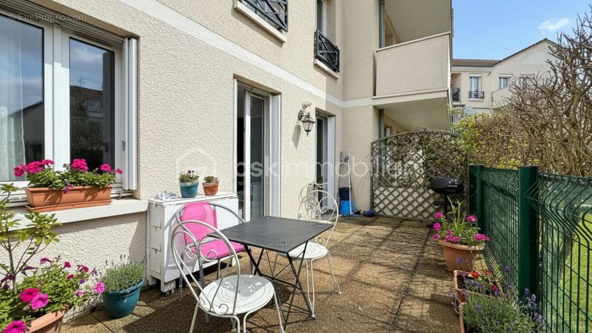 Appartement à TORCY
