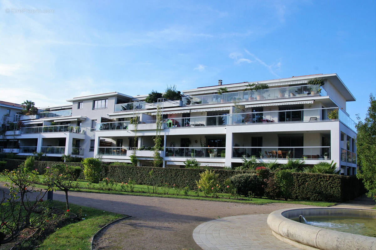 Appartement à TASSIN-LA-DEMI-LUNE