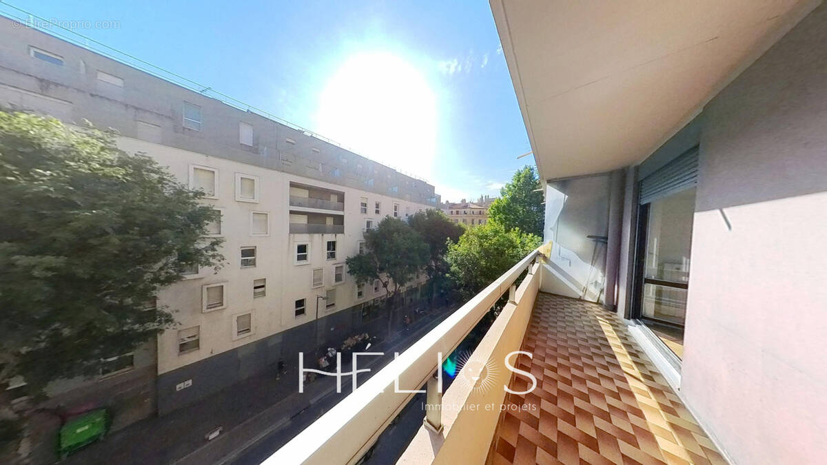 Appartement à MARSEILLE-3E
