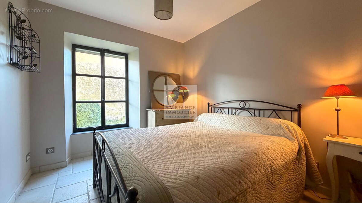 Maison à ETOILE-SUR-RHONE