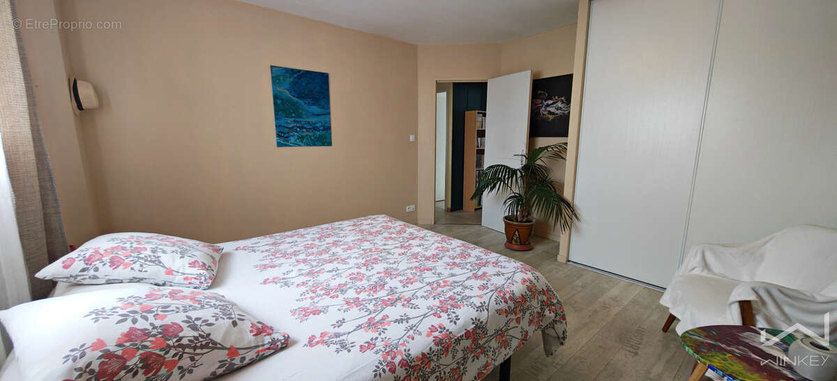 À Cintré, grande maison à vendre 333000 € - photo 6