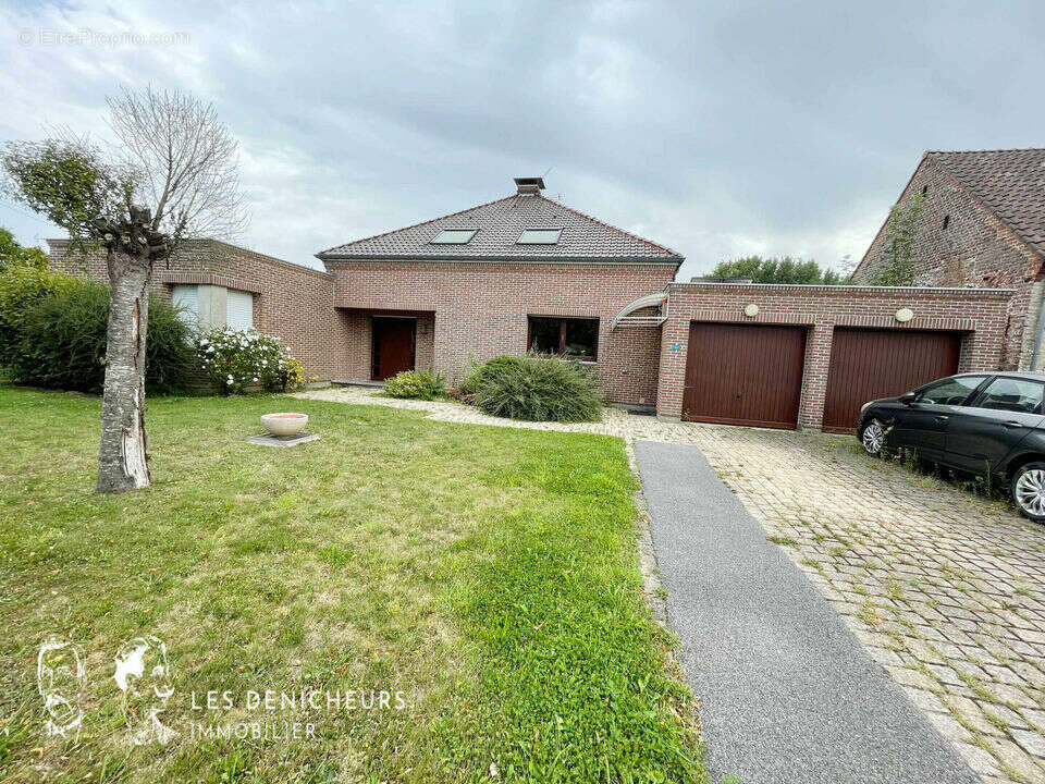 Maison à FLINES-LES-MORTAGNE