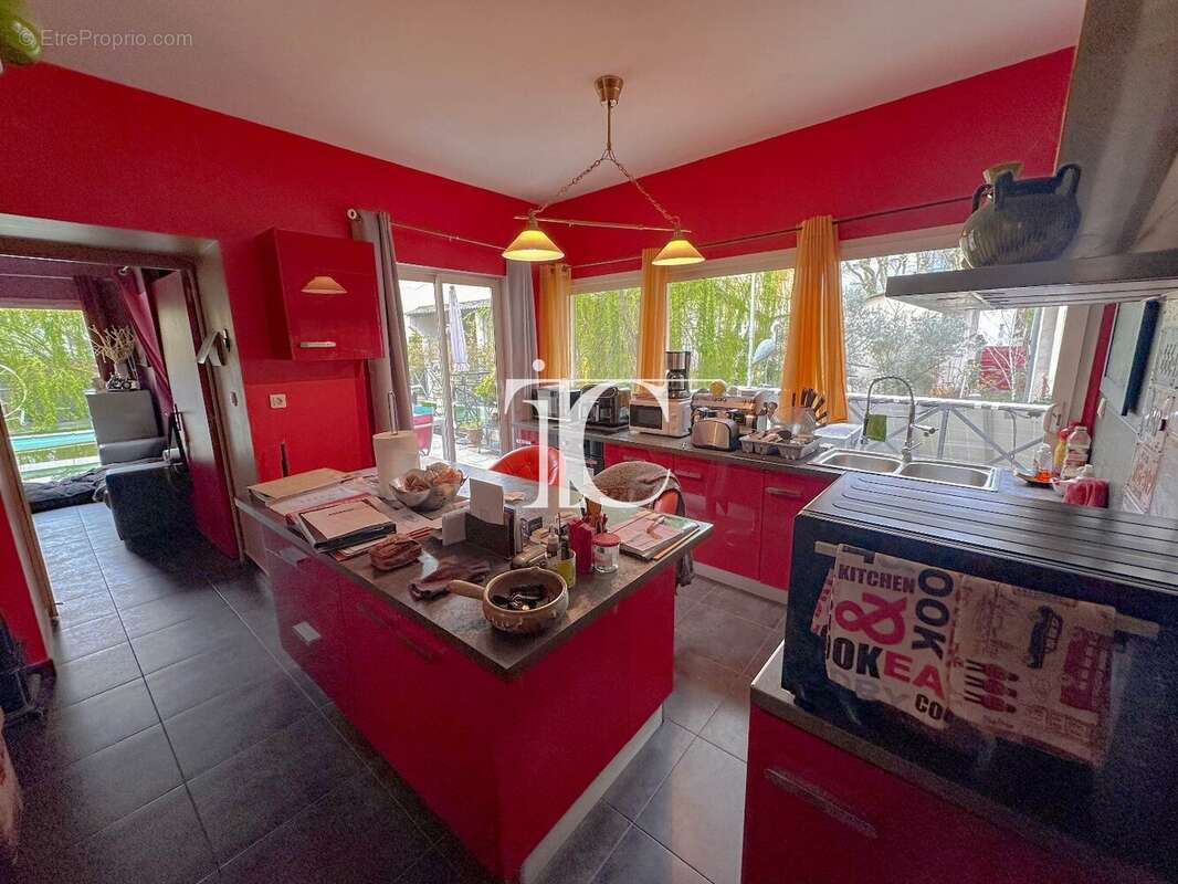 Maison à SAINT-AMBROIX