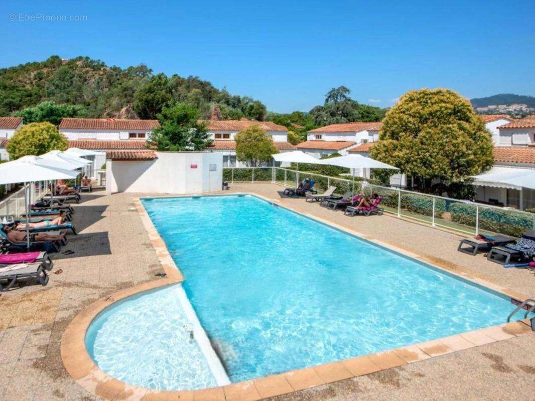 Maison à MANDELIEU-LA-NAPOULE