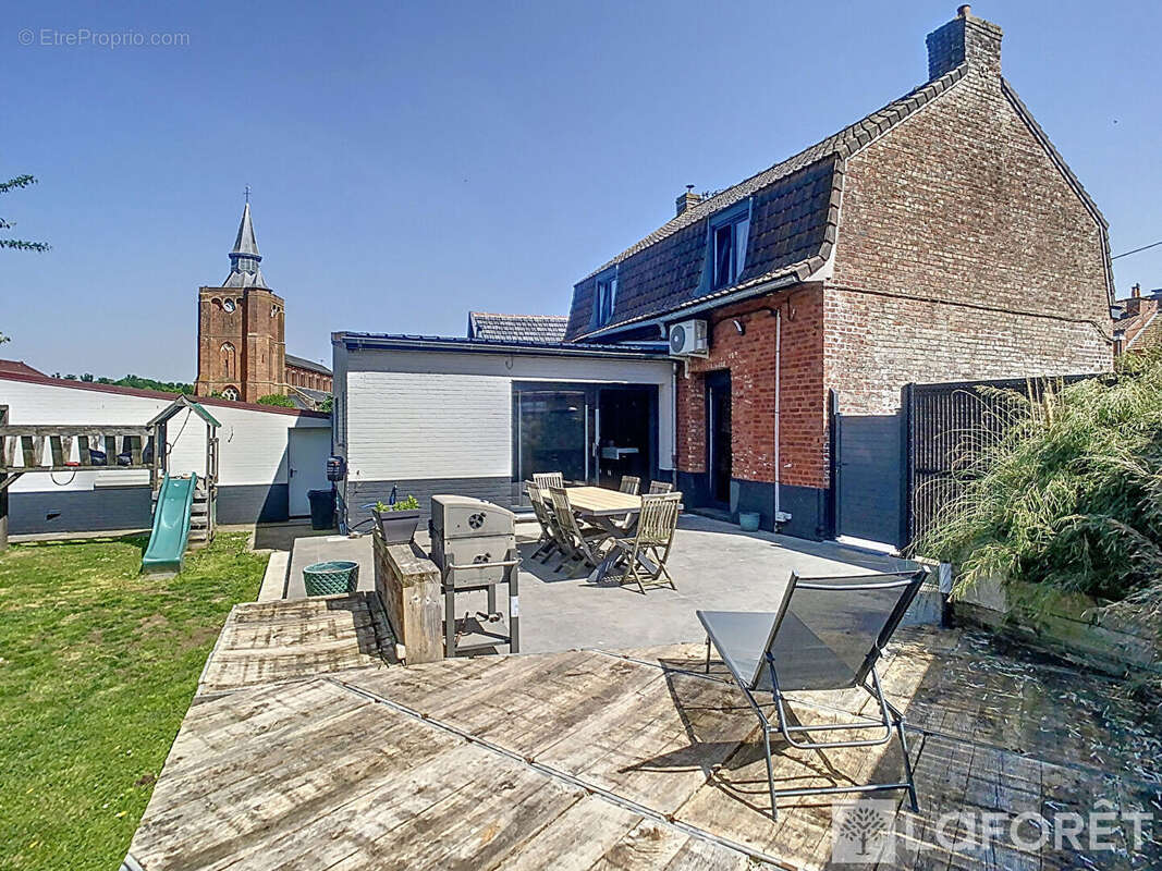 Maison à SAINT-JANS-CAPPEL