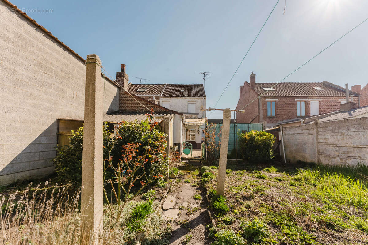 Maison à ANNOEULLIN