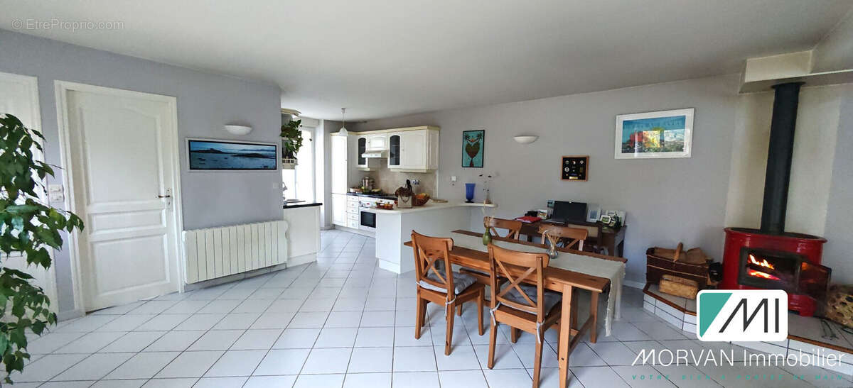 Maison à ORPHIN