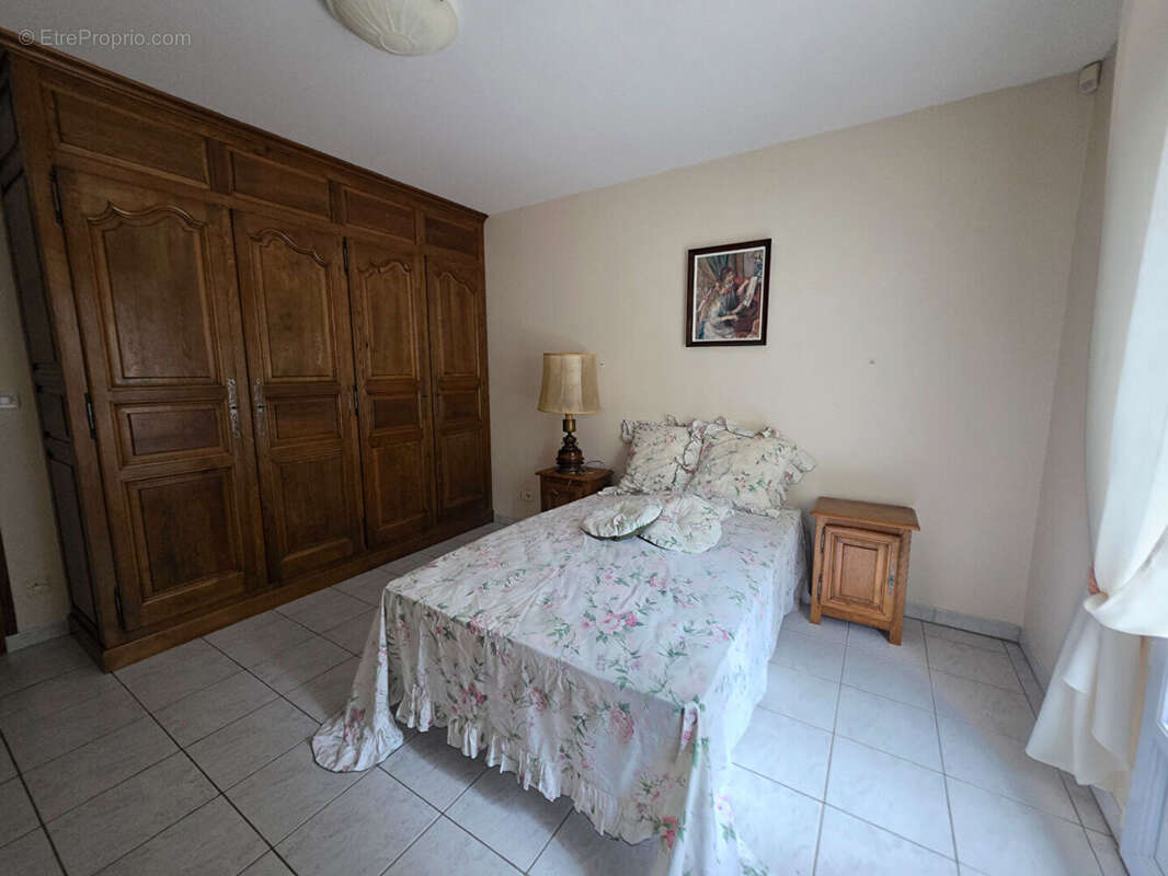 Maison à CREVECOEUR-LE-GRAND