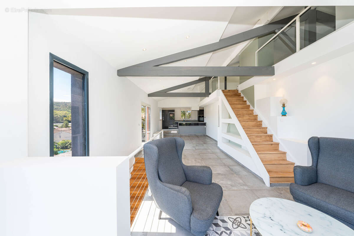 Maison à VILLENEUVE-LOUBET