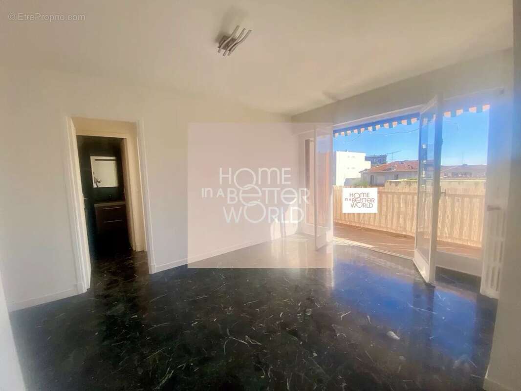 Appartement à BEAULIEU-SUR-MER