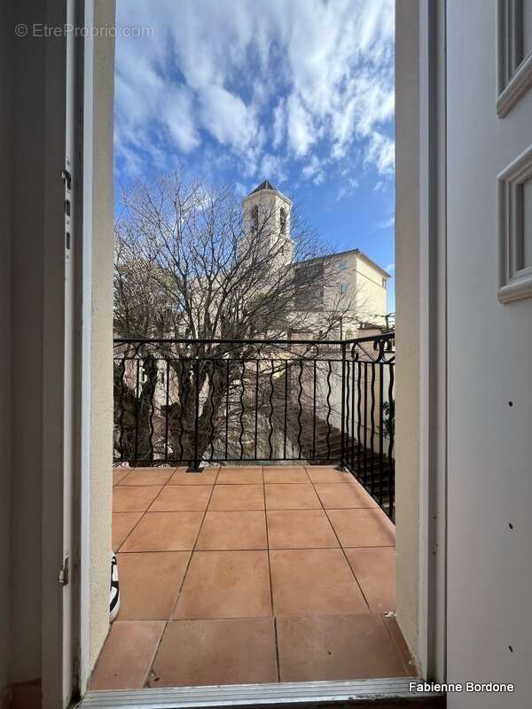 Domaine de Pont royal, spacieux et lumineux appartement de 40 m2,belle vue, localisé en angle, une chambre,  grande loggia terra - photo 28