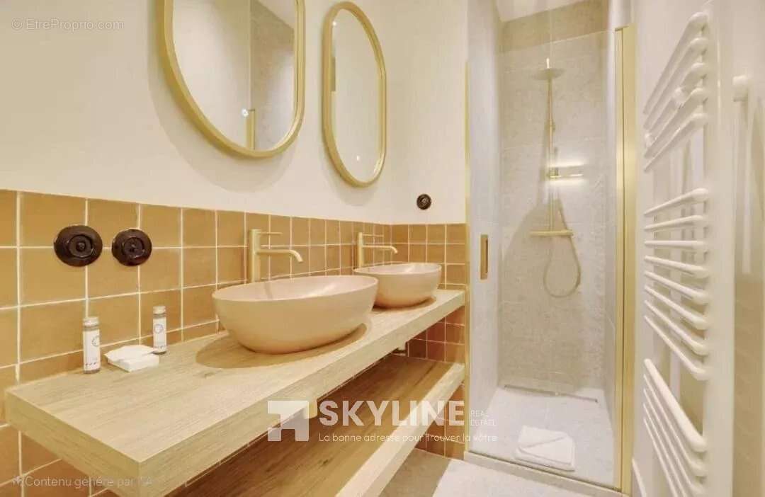 Appartement à PARIS-18E