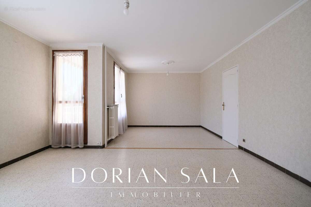 Appartement à MARSEILLE-10E