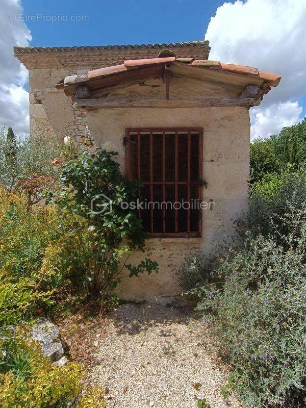 Maison à SAINT-LEONARD