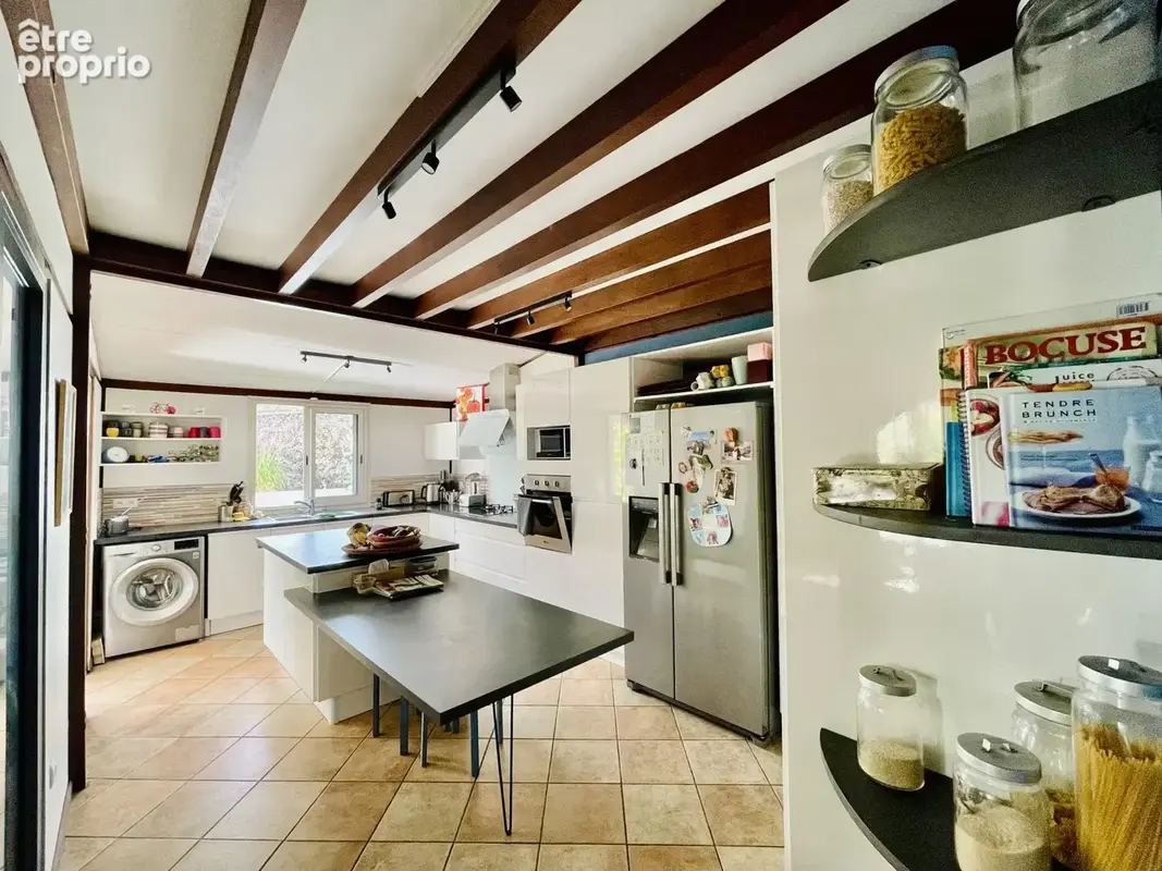 Maison 148 m² à Saint-Pierre  - photo 6