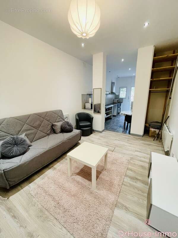 Appartement 380 m² à Sainte-Foy-La-Grande  - photo 47