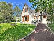 Maison à LONGUEVILLE