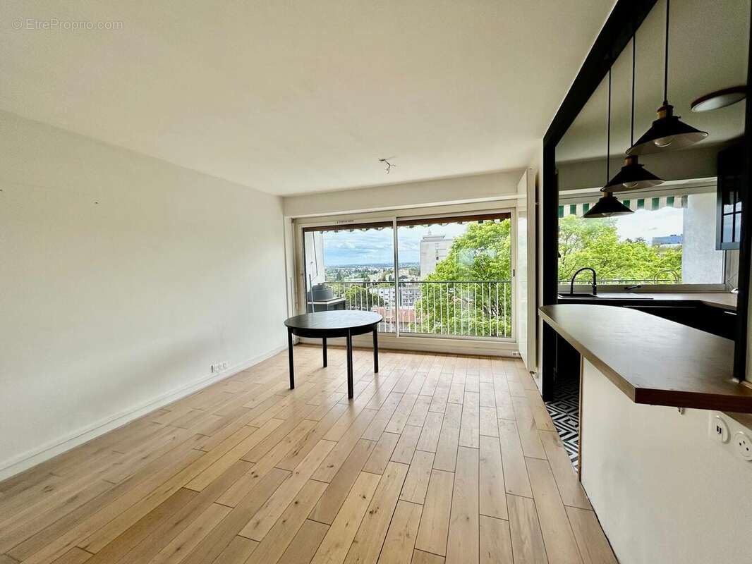 Appartement à FONTENAY-AUX-ROSES