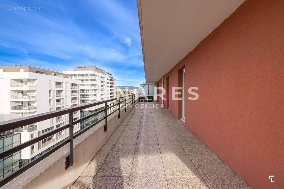 Appartement à MARSEILLE-8E