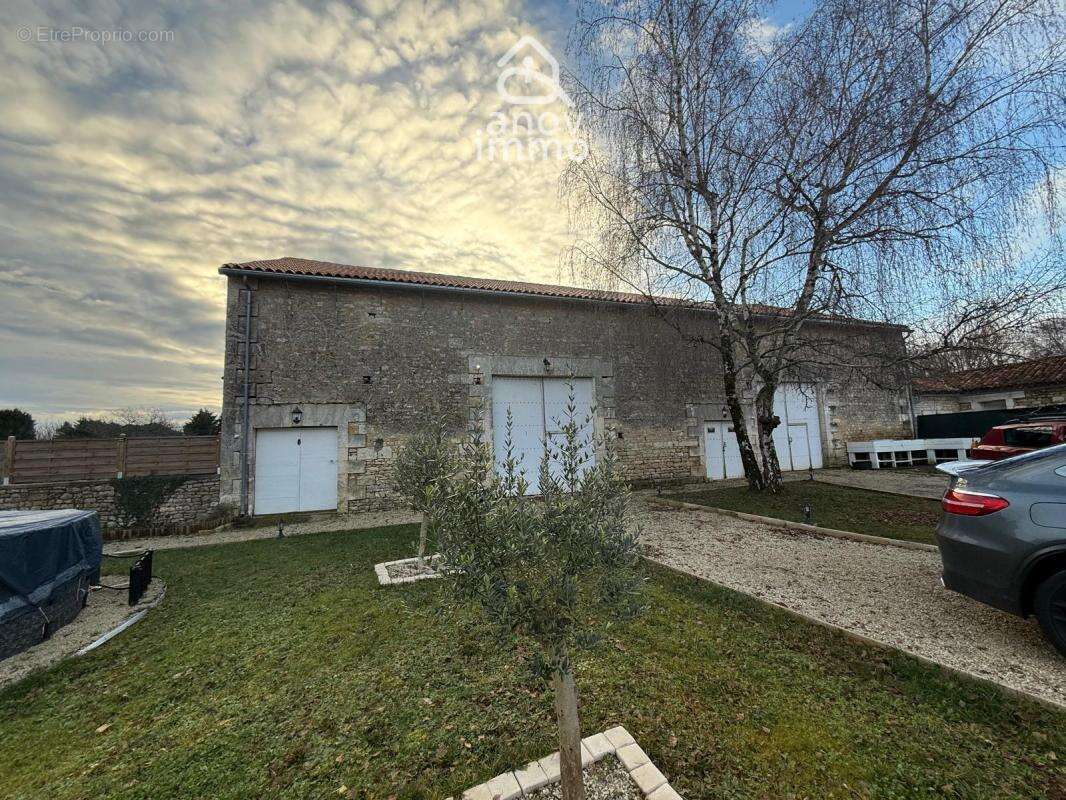 Maison à LA ROCHETTE