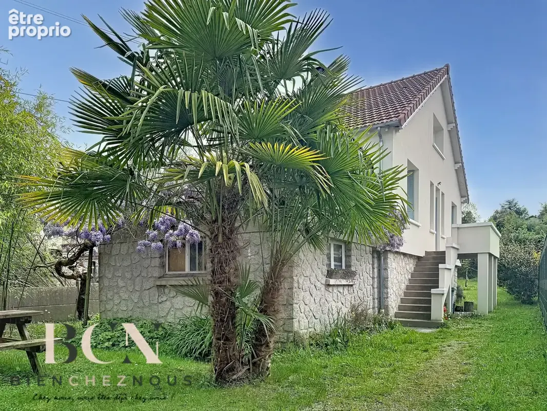 MÉRIEL   Maison familiale avec sous-sol total et jardin arboré - photo 12