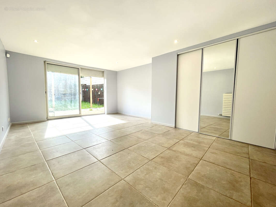 Maison à SAINT-QUENTIN