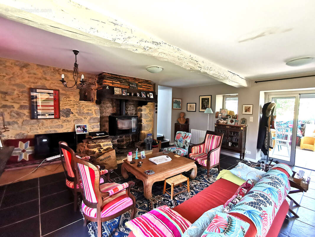 Maison à SAINT-DOLAY