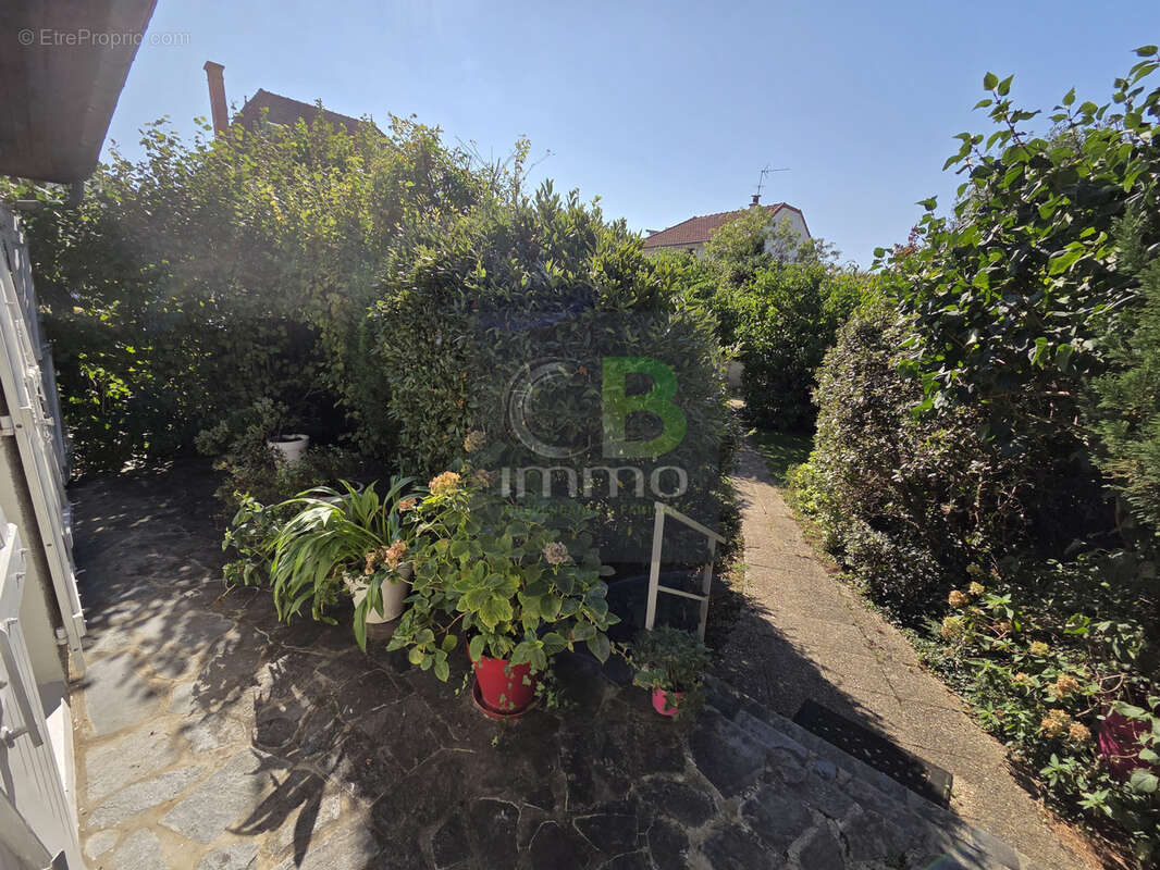 Maison à CHAMPIGNY-SUR-MARNE