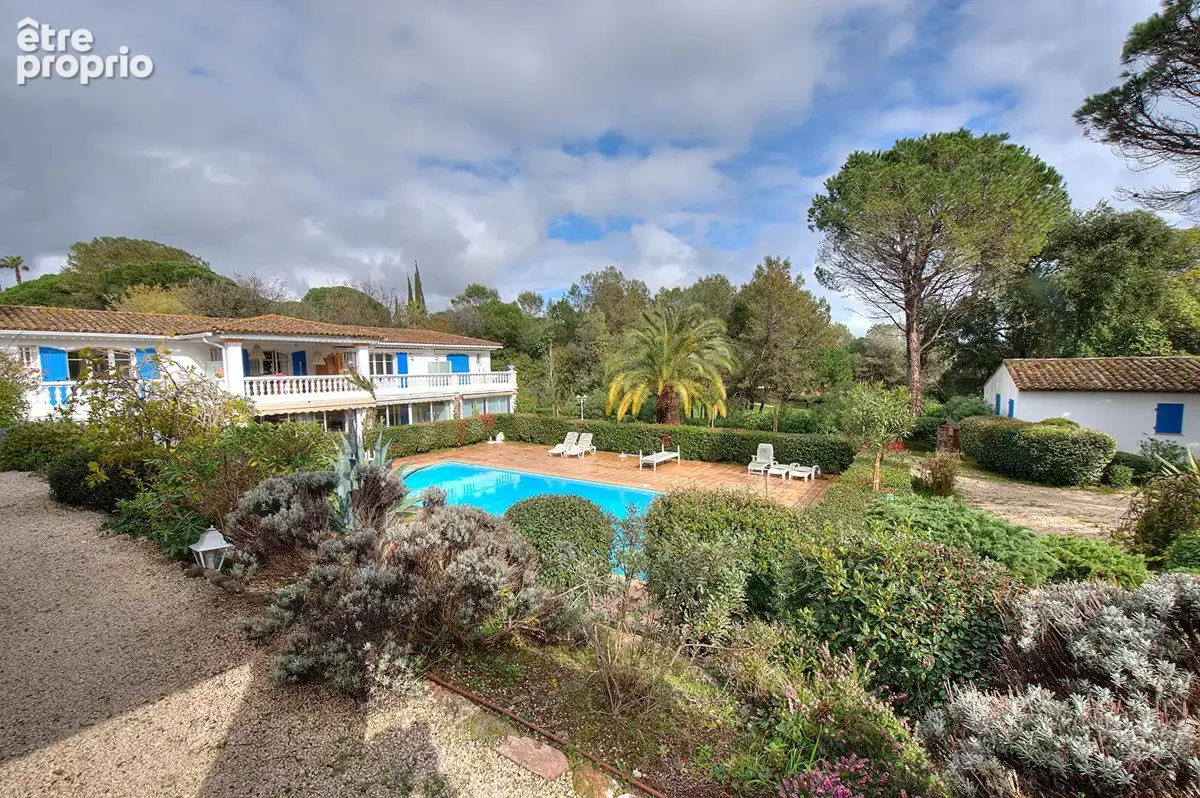 Appartement à SAINT-RAPHAEL