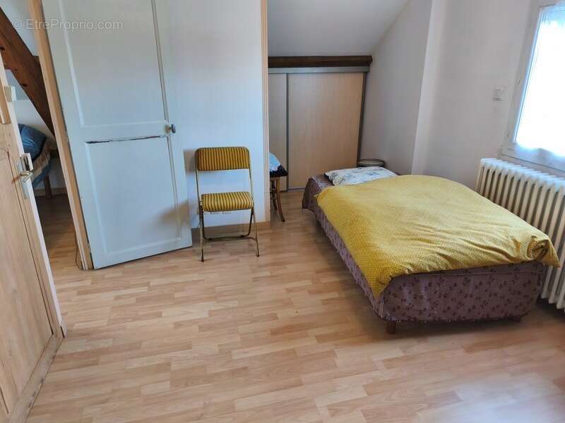 Maison à CHATELLERAULT