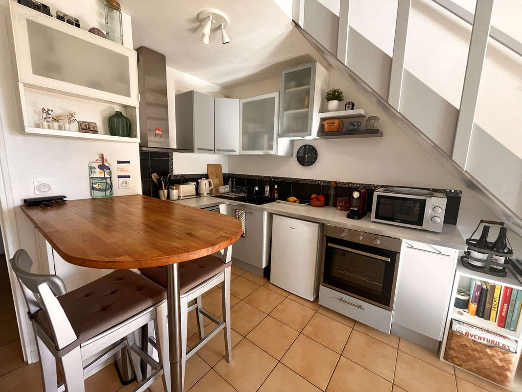 Appartement à SIX-FOURS-LES-PLAGES