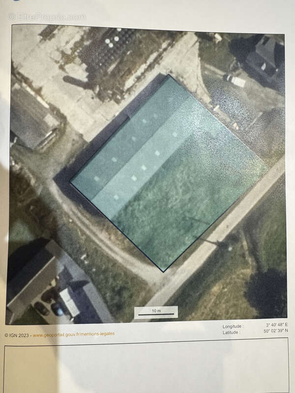 Commerce à FESMY-LE-SART