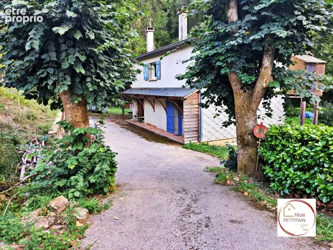 Maison 4 pièces / 93 m² / 128 000 EUR / LACAZE - photo 1