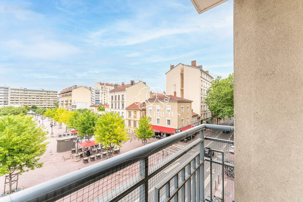 Appartement à LYON-8E