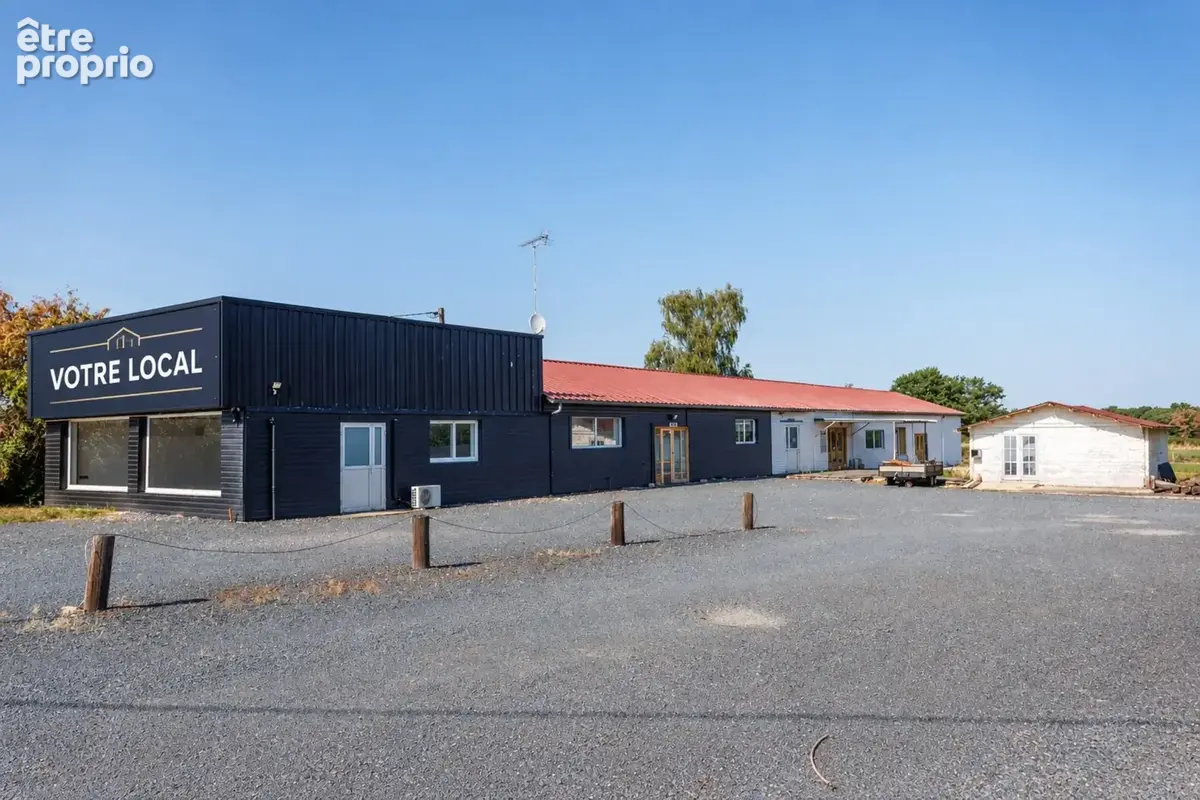 Local Commercial / Artisanal 475 m2 à vendre DIGOIN (71), accès direct RCEA et A 89 à 3 min - photo 5
