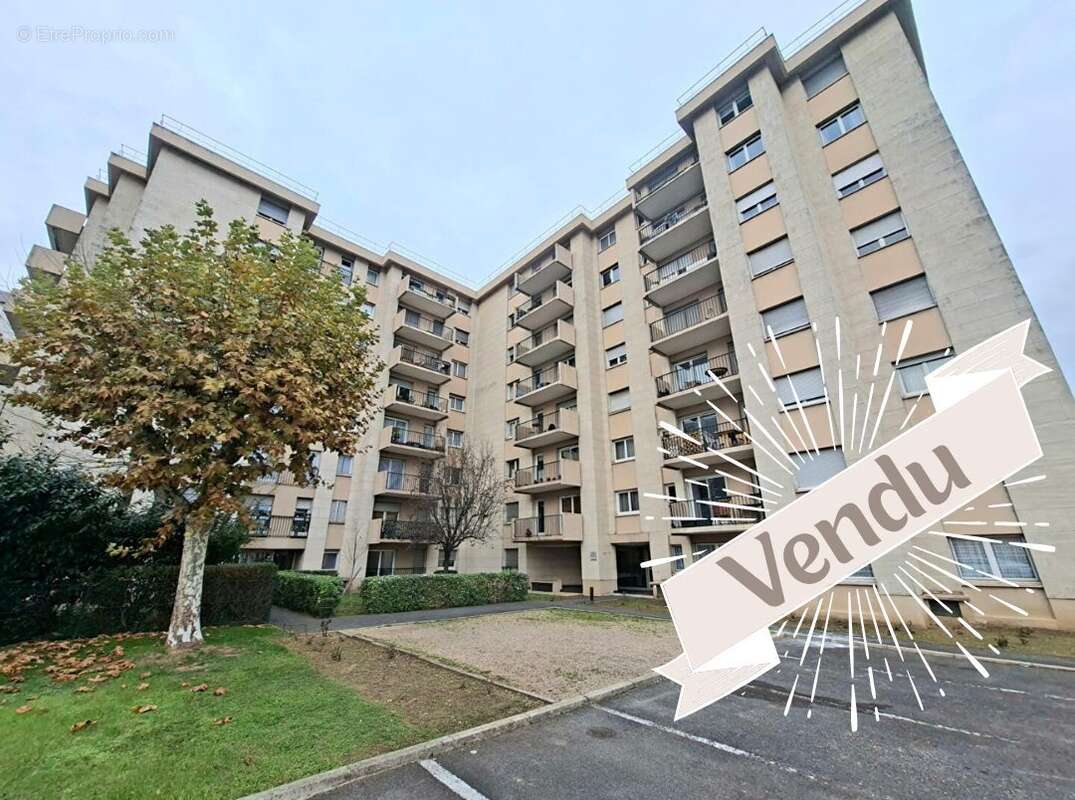 Appartement à LE BOURGET
