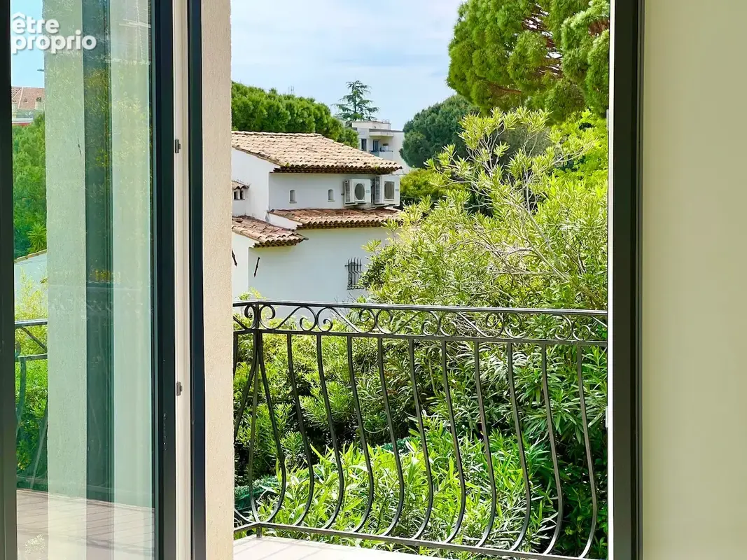Maison de 3 appartements avec jardin et parking • Secteur Tassigny Cannes - photo 9
