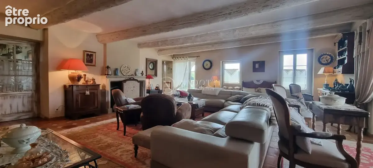 Mas ancien sur 4.7Ha de terrain avec dépendances. - photo 16