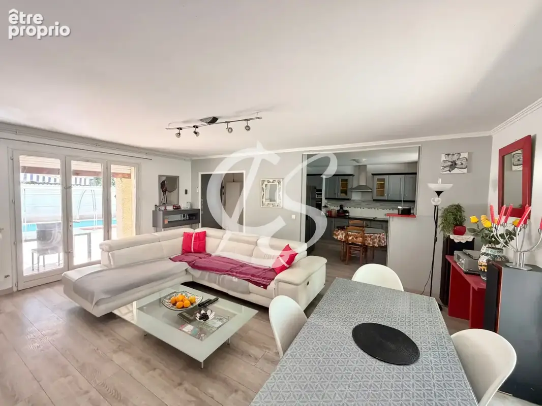 Maison t4 de plain-pied avec piscine, dépendances et terrain de 500m2 - photo 9