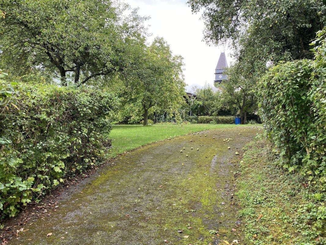 Terrain 1500 m² à Saint-Just-En-Chaussee  - photo 2
