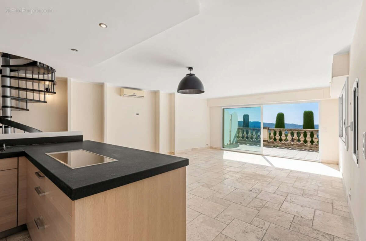 Appartement à GRASSE