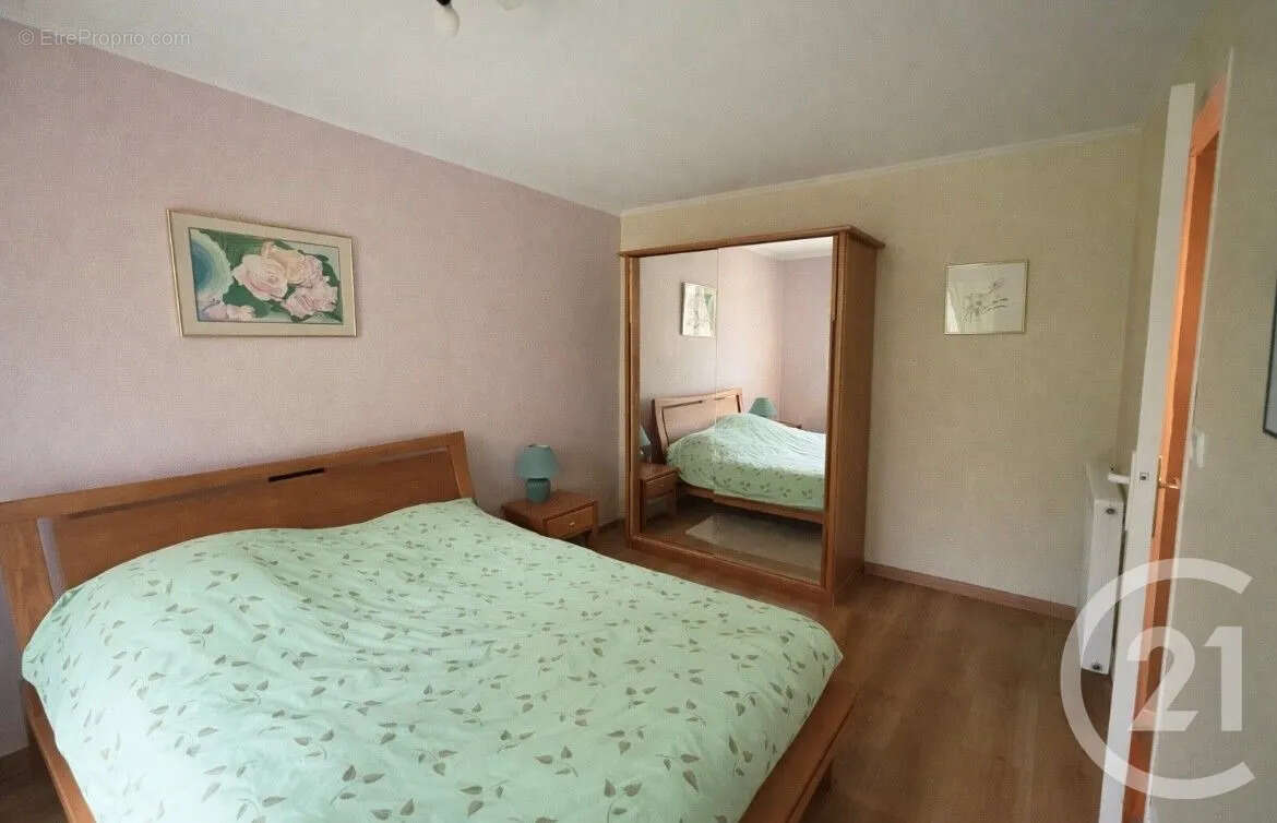 Maison à LA CHAPELLE-REANVILLE